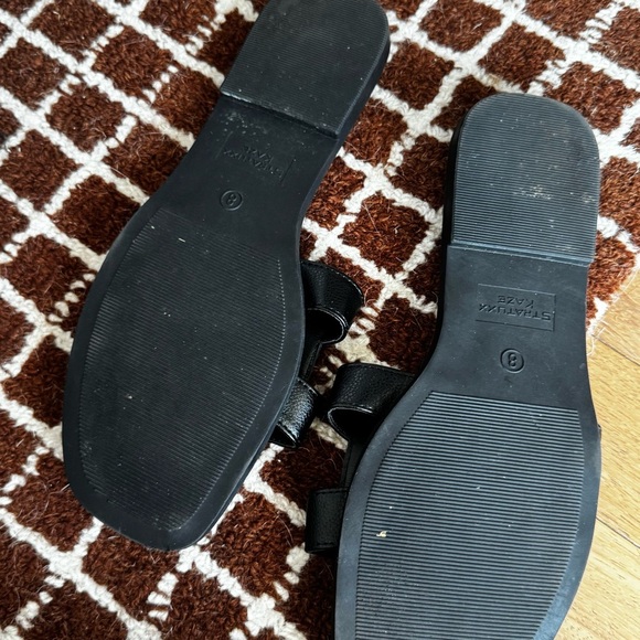 BOUTIQUE faux leather H style slip on sandals - Picture 5 of 5